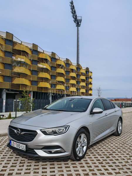 Opel Insignia Grand Sport