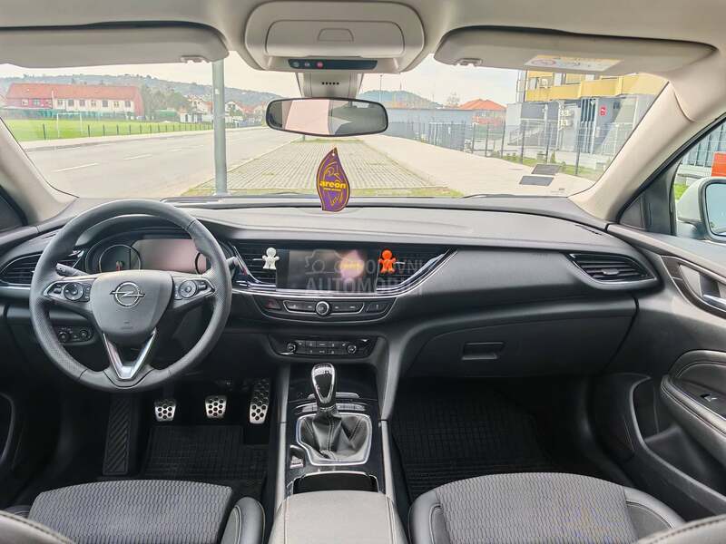 Opel Insignia Grand Sport