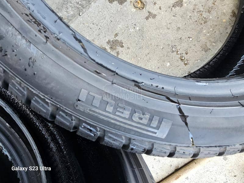 Pirelli 225/45 R18 Zimska