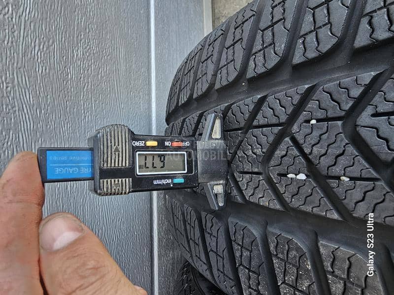 Pirelli 225/45 R18 Zimska