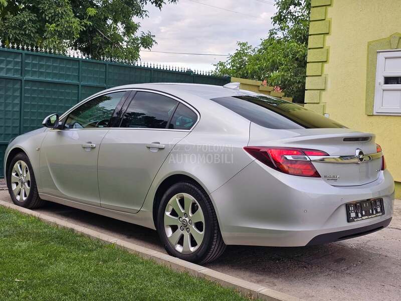Opel Insignia 1.6 CDTI COSMO