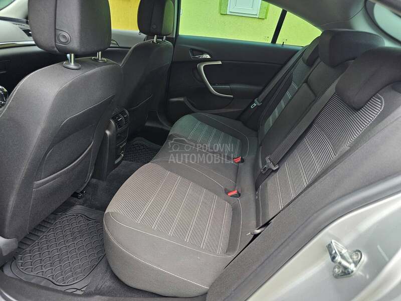 Opel Insignia 1.6 CDTI COSMO