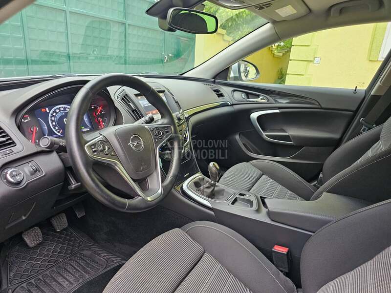 Opel Insignia 1.6 CDTI COSMO