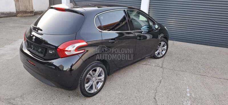 Peugeot 208 1.6 EHDI
