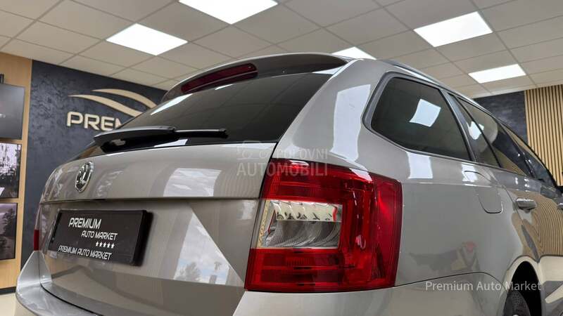 Škoda Octavia //1.6 TDI/N.AVI//FUL