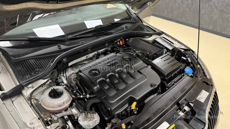 Škoda Octavia //1.6 TDI/N.AVI//FUL