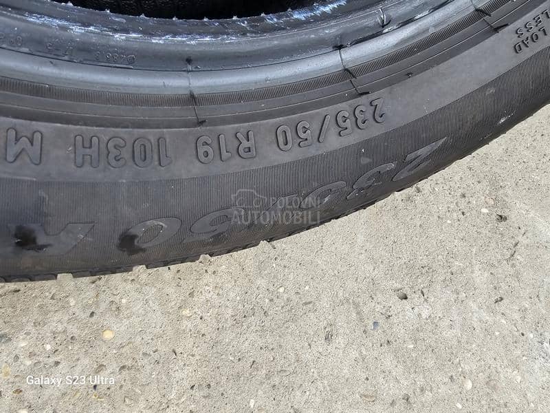 Pirelli 235/50 R19 Zimska