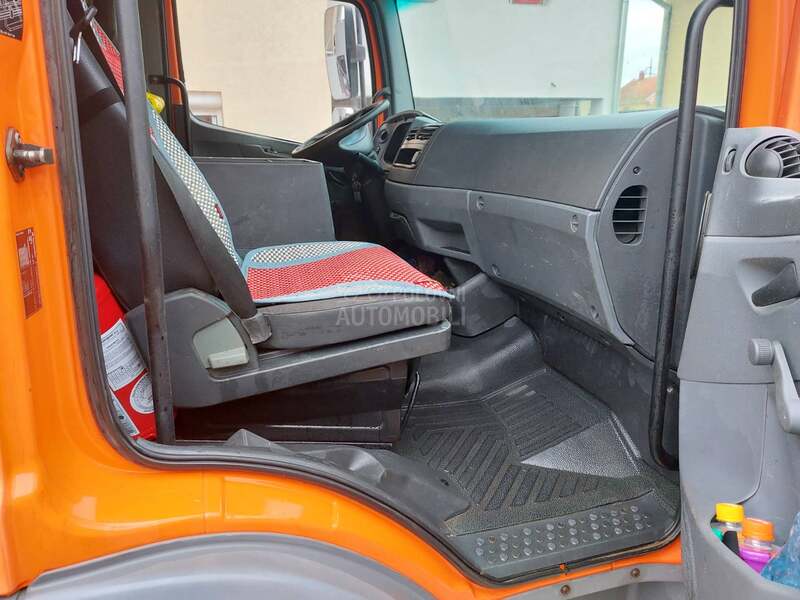 Mercedes Benz Atego 812