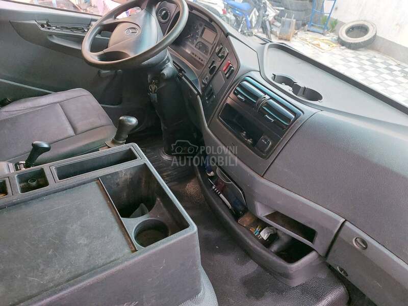 Mercedes Benz Atego 812