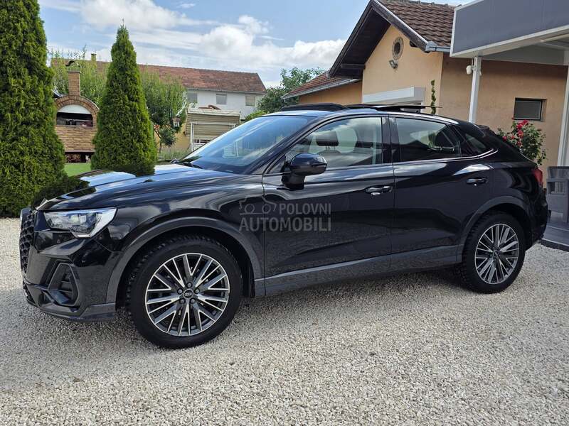 Audi Q3 SPORTBASK HYBRID