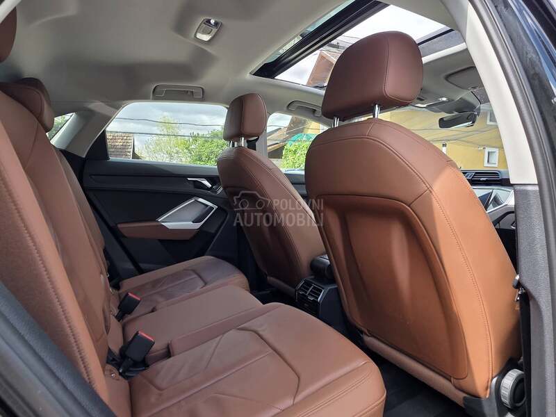 Audi Q3 SPORTBASK HYBRID