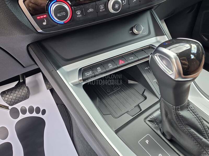 Audi Q3 SPORTBASK HYBRID