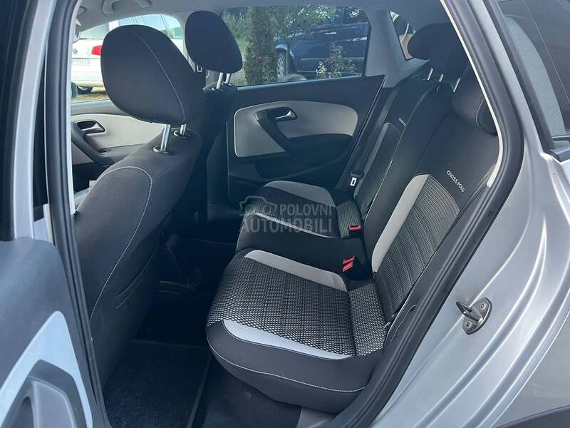 Volkswagen Cross Polo 1.6TDI 105