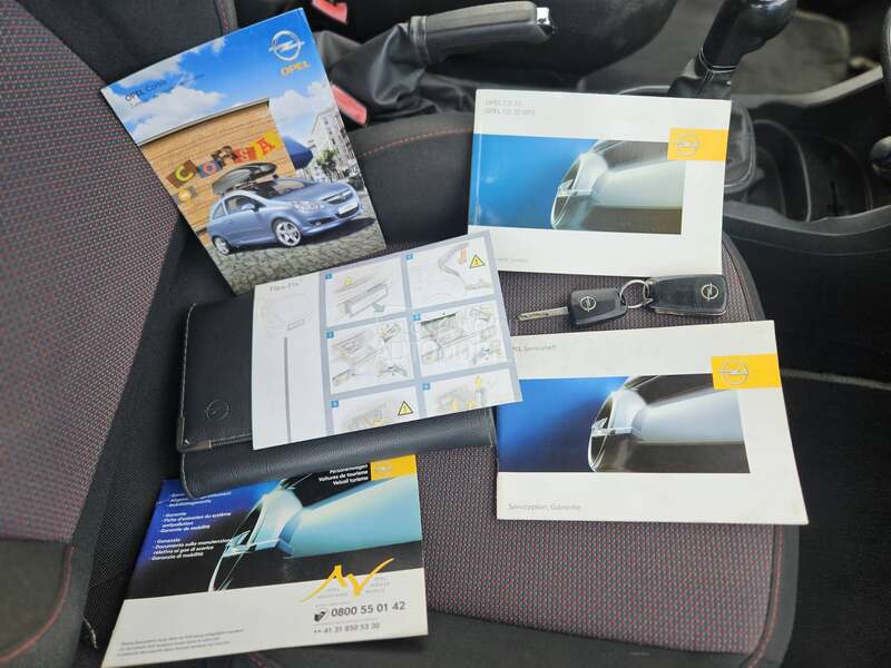 Opel Corsa D 1.4 CH Duple gume