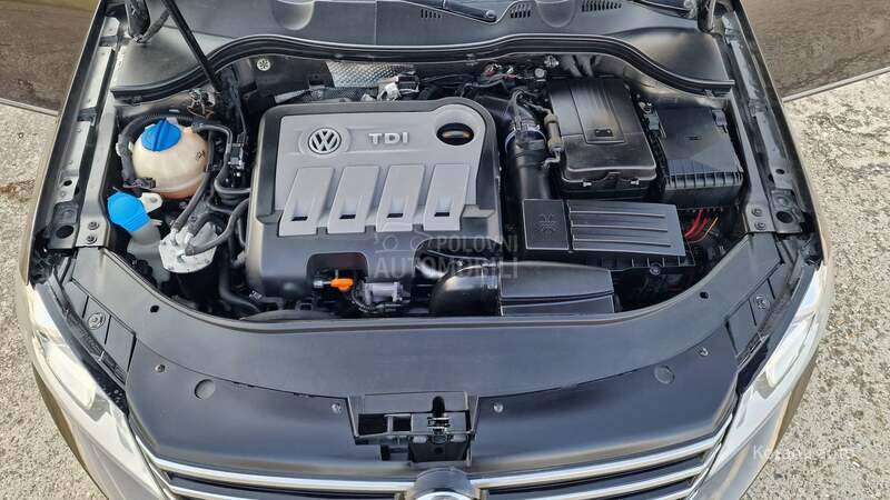 Volkswagen Passat B7 2.0 TDI HIGHLINE