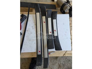 Unutrasnje lajsne Sline za Audi A4 od 2004. do 2008. god.