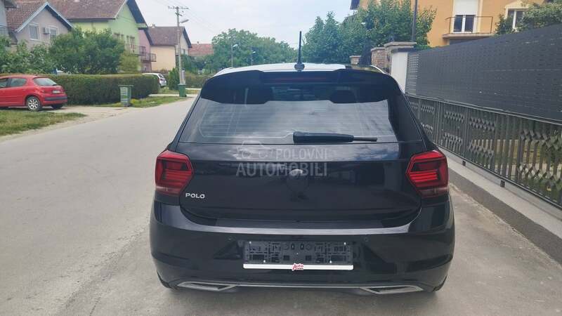 Volkswagen Polo 1.6 R line
