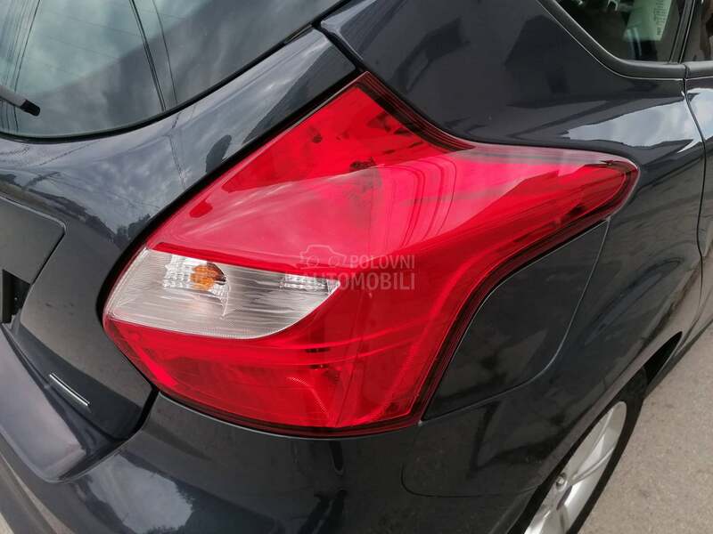 Ford Focus 1.0i TREND CH