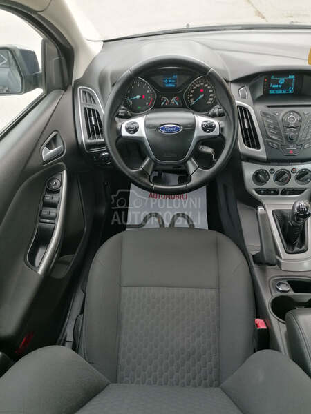 Ford Focus 1.0i TREND CH