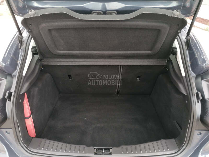 Ford Focus 1.0i TREND CH