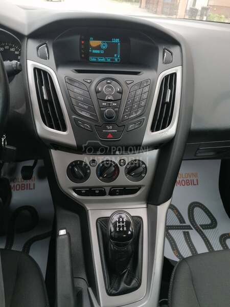 Ford Focus 1.0i TREND CH