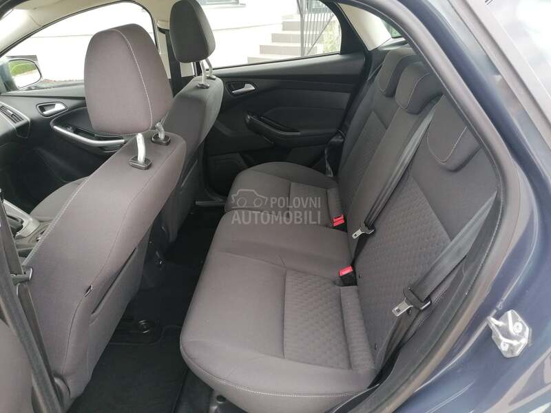 Ford Focus 1.0i TREND CH