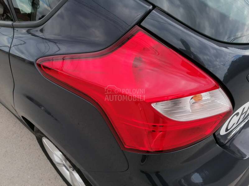 Ford Focus 1.0i TREND CH