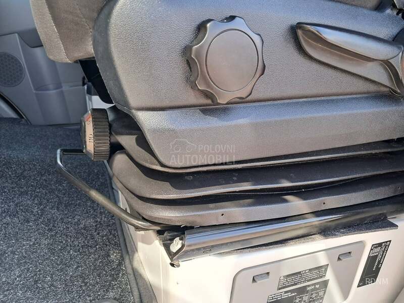 Volkswagen Crafter 2.0 TDI/220V