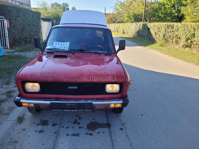 Zastava Poly Skala 1.3 Poly LC