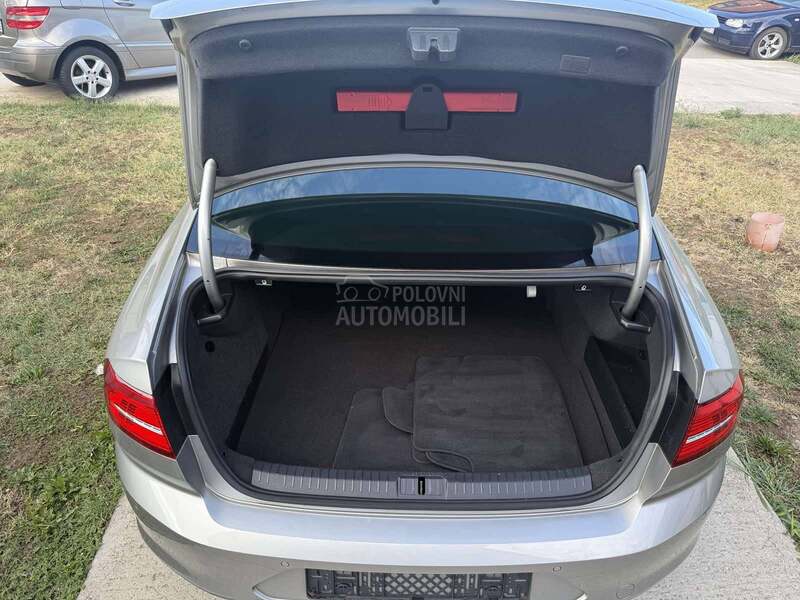 Volkswagen Passat B8 2.0 TDI HIGHLINE