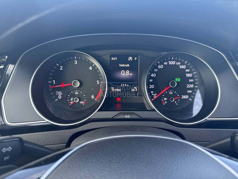 Volkswagen Passat B8 2.0 TDI HIGHLINE