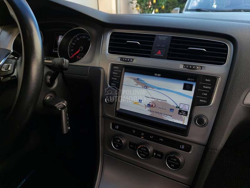 Volkswagen Golf 7 1.6TDI Perla/LED/Kam