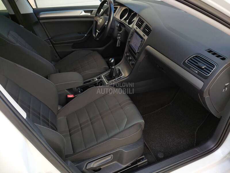 Volkswagen Golf 7 1.6TDI Perla/LED/Kam