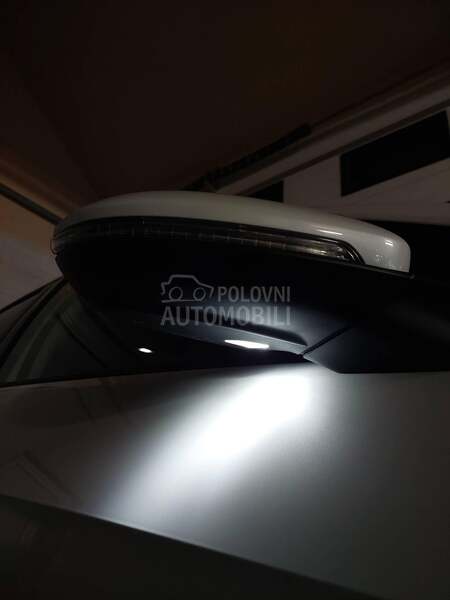 Volkswagen Golf 7 1.6TDI Perla/LED/Kam