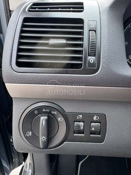 Volkswagen Touran UNITED NOV