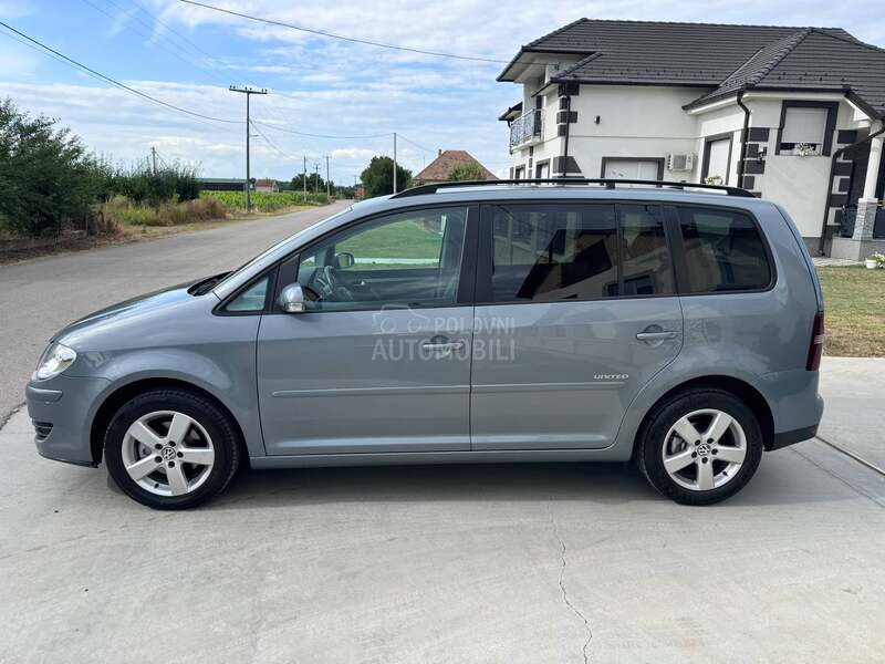 Volkswagen Touran UNITED NOV