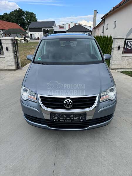 Volkswagen Touran UNITED NOV