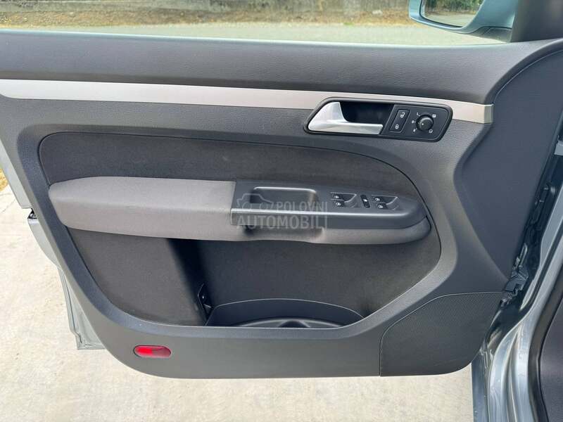 Volkswagen Touran UNITED NOV
