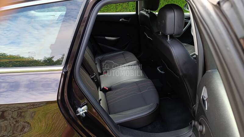 Opel Astra J 1.4