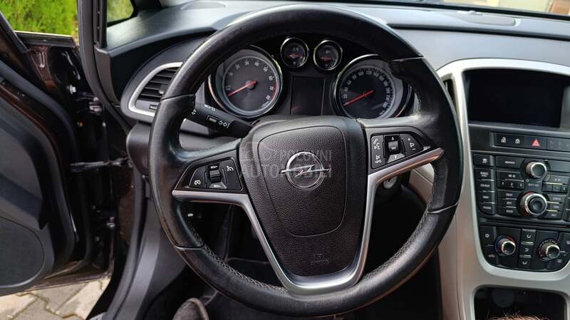 Opel Astra J 1.4