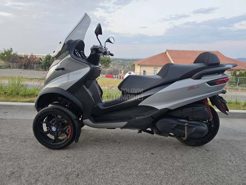 Piaggio MP3