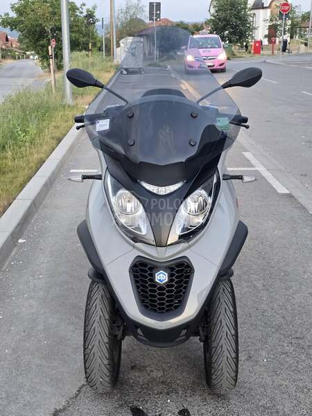 Piaggio MP3