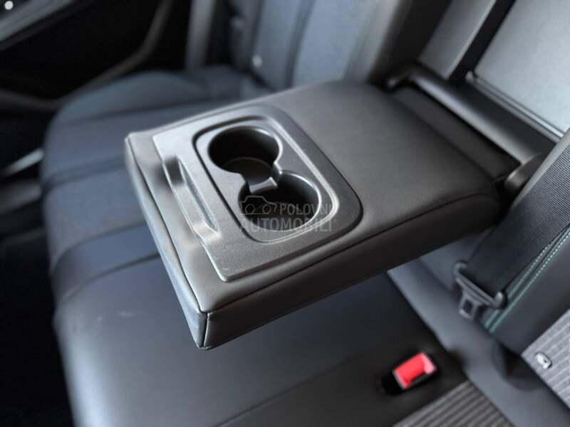 Peugeot 3008 1.5D/ALLURE/KAMERA