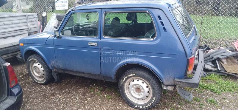 Lada Niva terenac