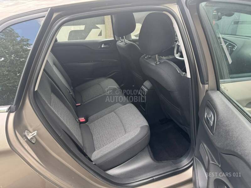 Citroen C4 1.6 blue-HDI