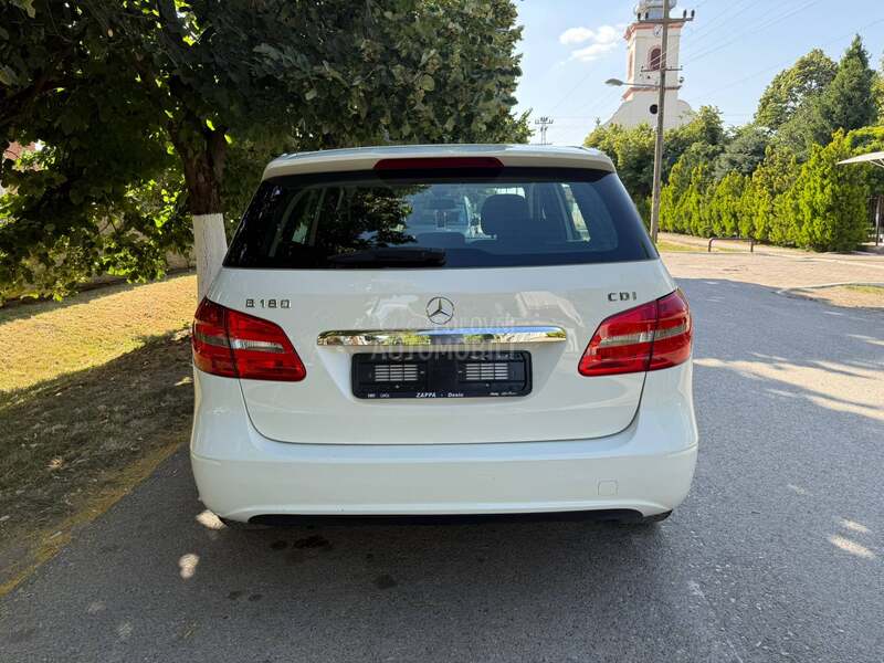 Mercedes Benz B 180 cdi