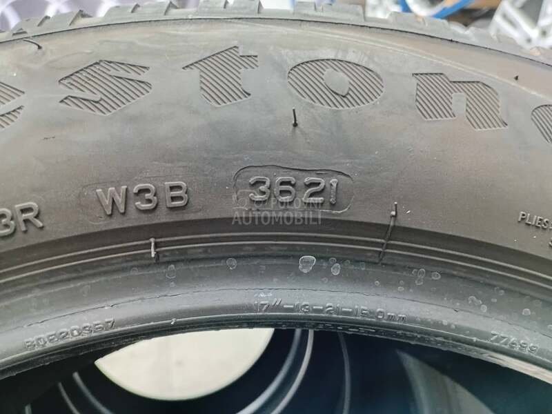 Firestone 215/55 R17 Zimska