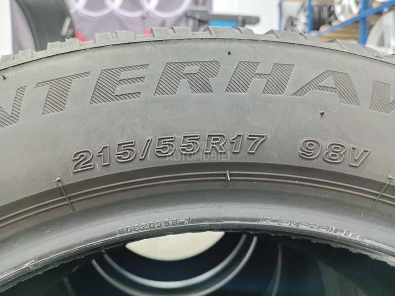 Firestone 215/55 R17 Zimska