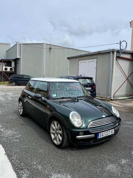 MINI Cooper 