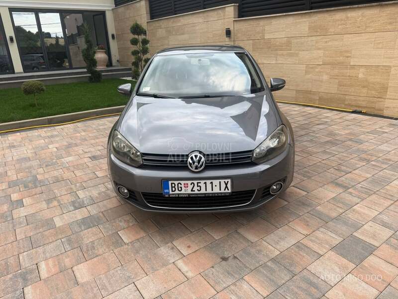 Volkswagen Golf 6 1,6tdi DSG Highline